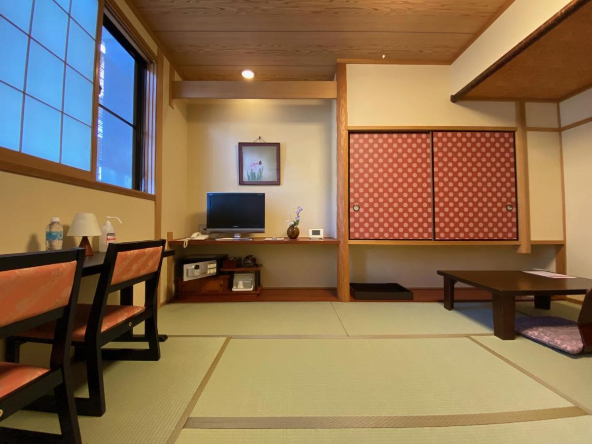 Ryokan Sawaya Honten Kyoto Bagian luar foto