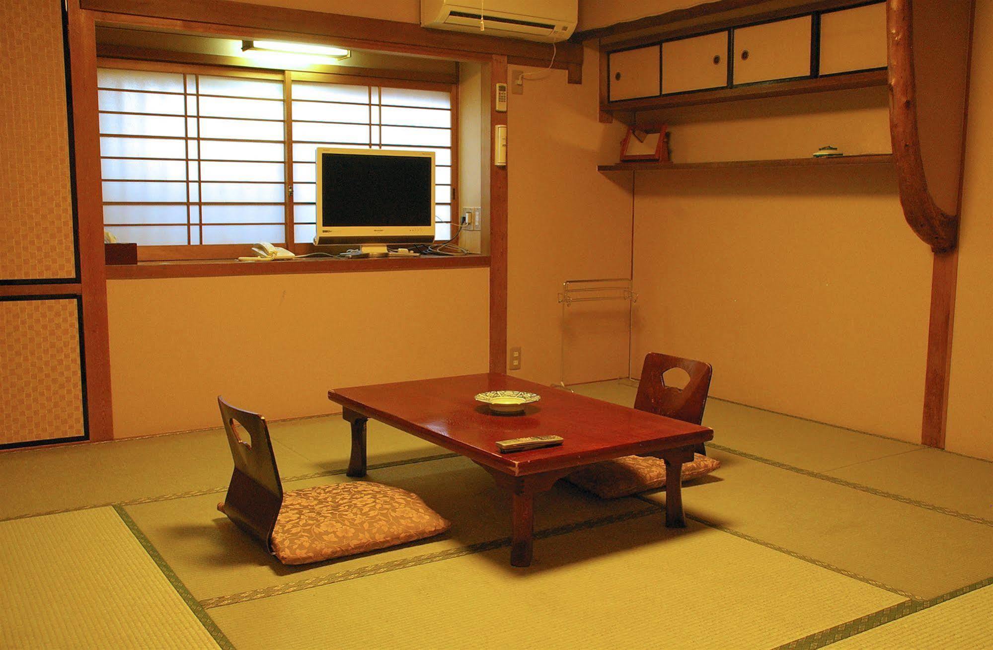 Ryokan Sawaya Honten Kyoto Bagian luar foto